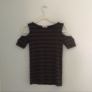 Shoulder-less Short Sleeve Tee